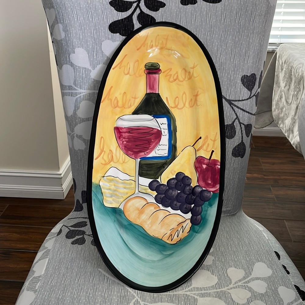 Serving platter by Hausenware. No chips 21x 10 inches.great accent to your table